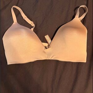 SKIMS Nude Seamless T-Shirt Bra
